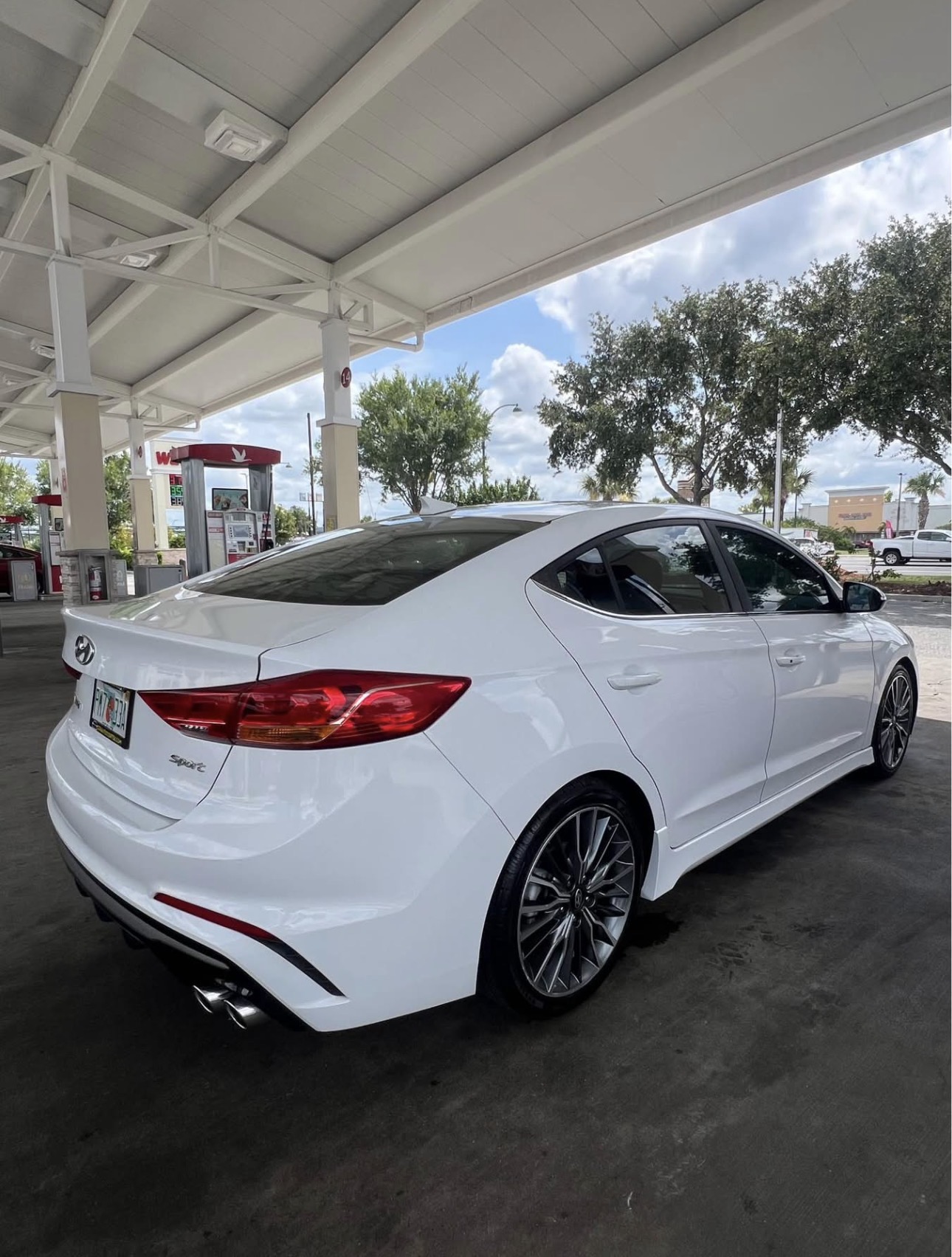 2017 Hyundai Elantra · Sport Sedan 4D