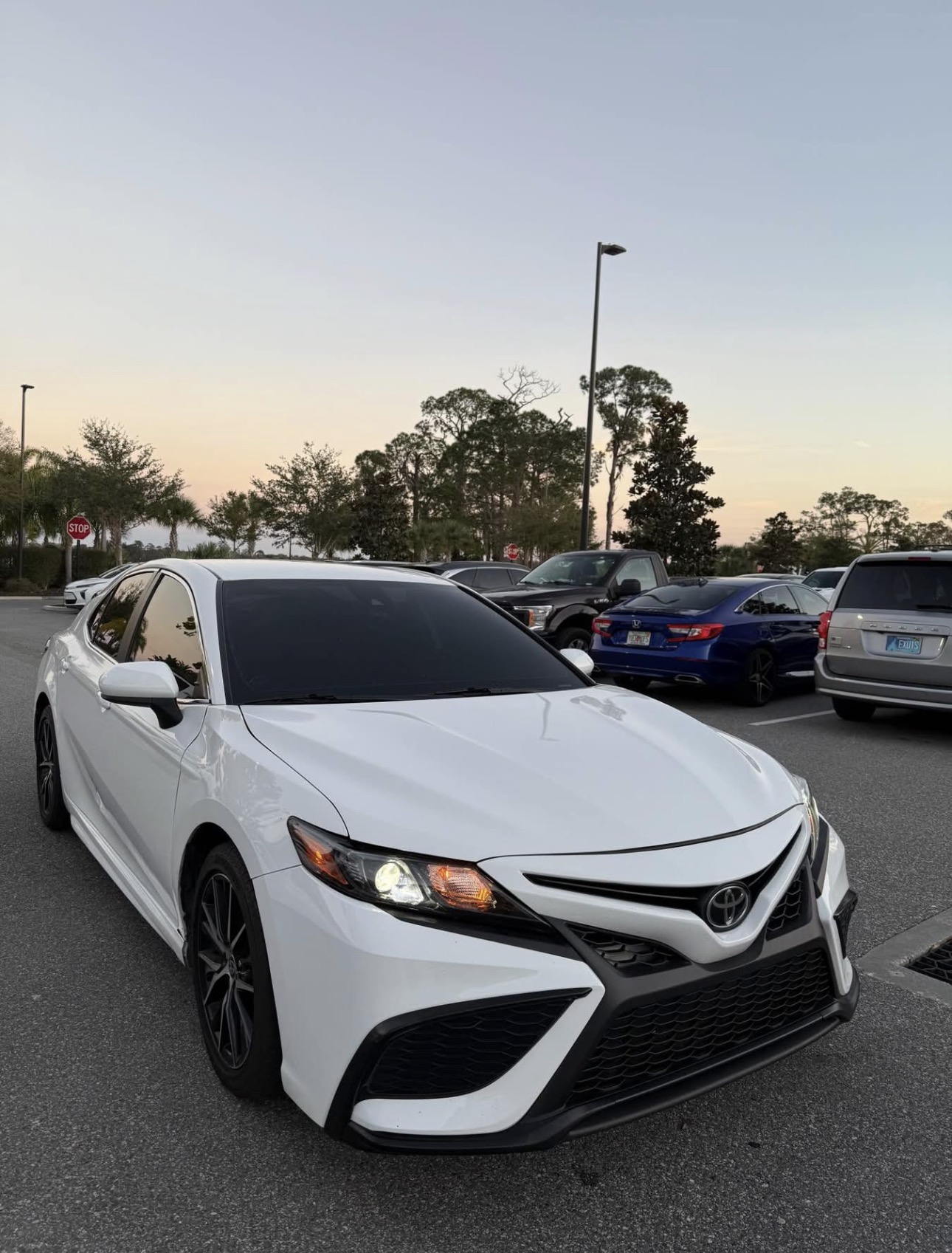 2021 Toyota Camry · Se
