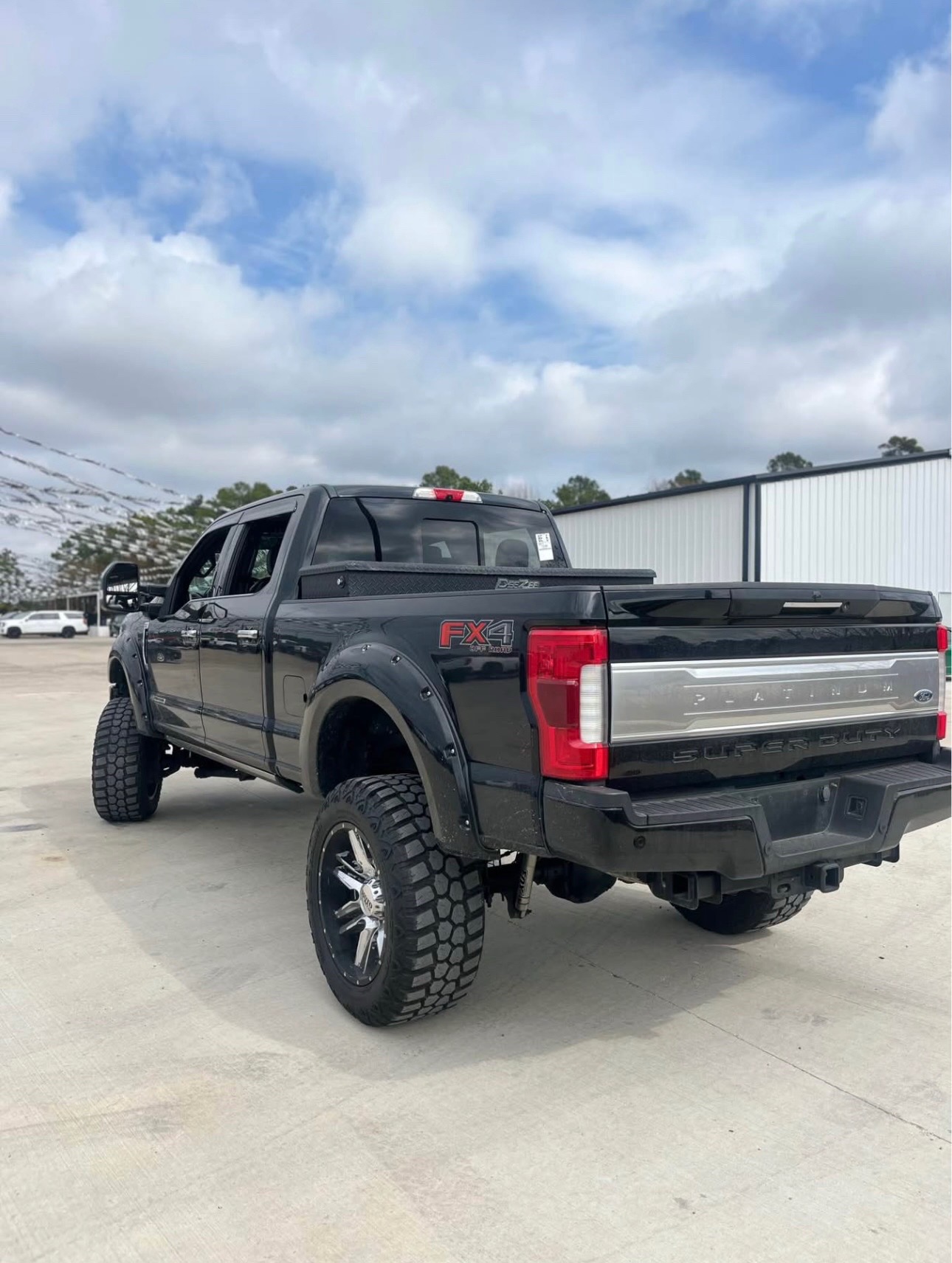 2017 Ford F250 Super Dirty Crew Cap Platinum Pickup 4D