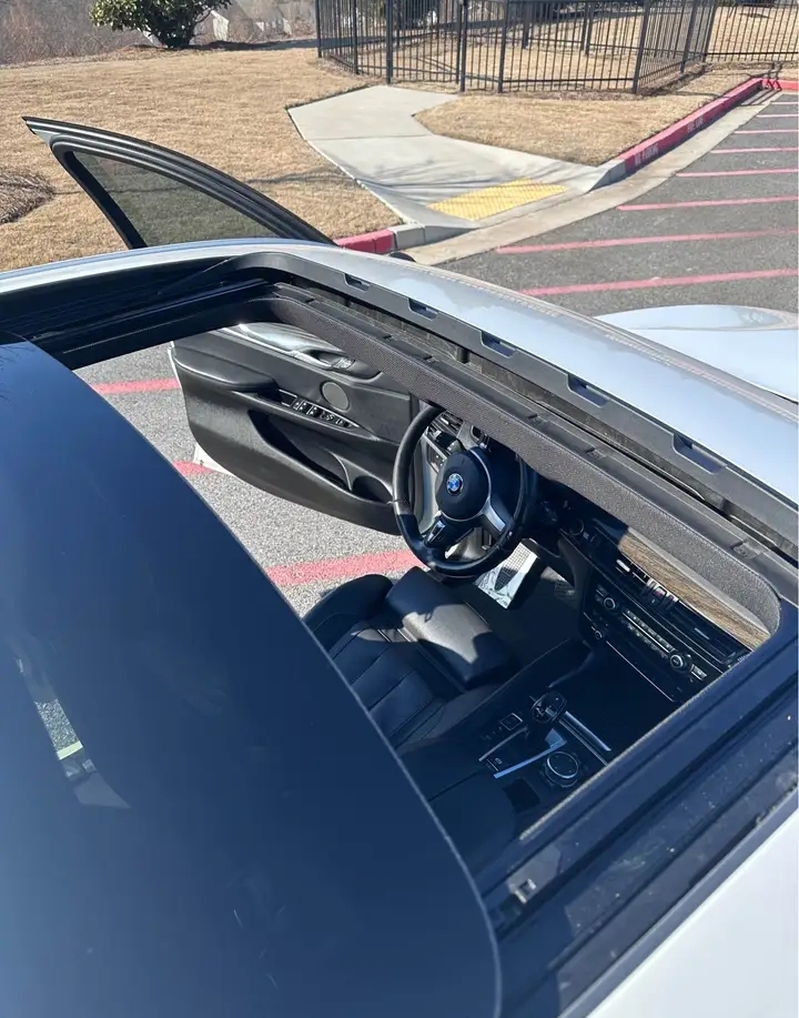 2015 BMW X6xDrive35i Sport Utility 4D M-Sport 