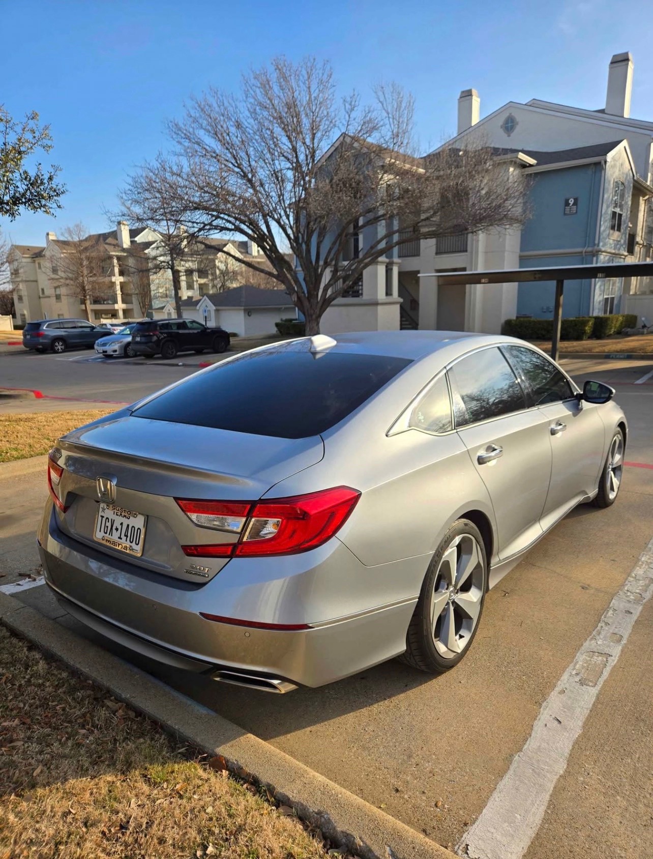 2018 Honda Accord 2.0T Touring – Sedan 4D 